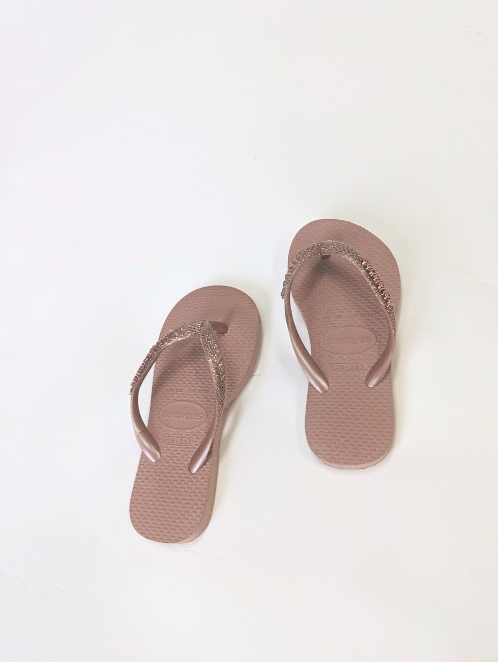 Havaianas Blush Pink Kid Glitter Flip Flops w/Havaianas Metal Lettering on Strap